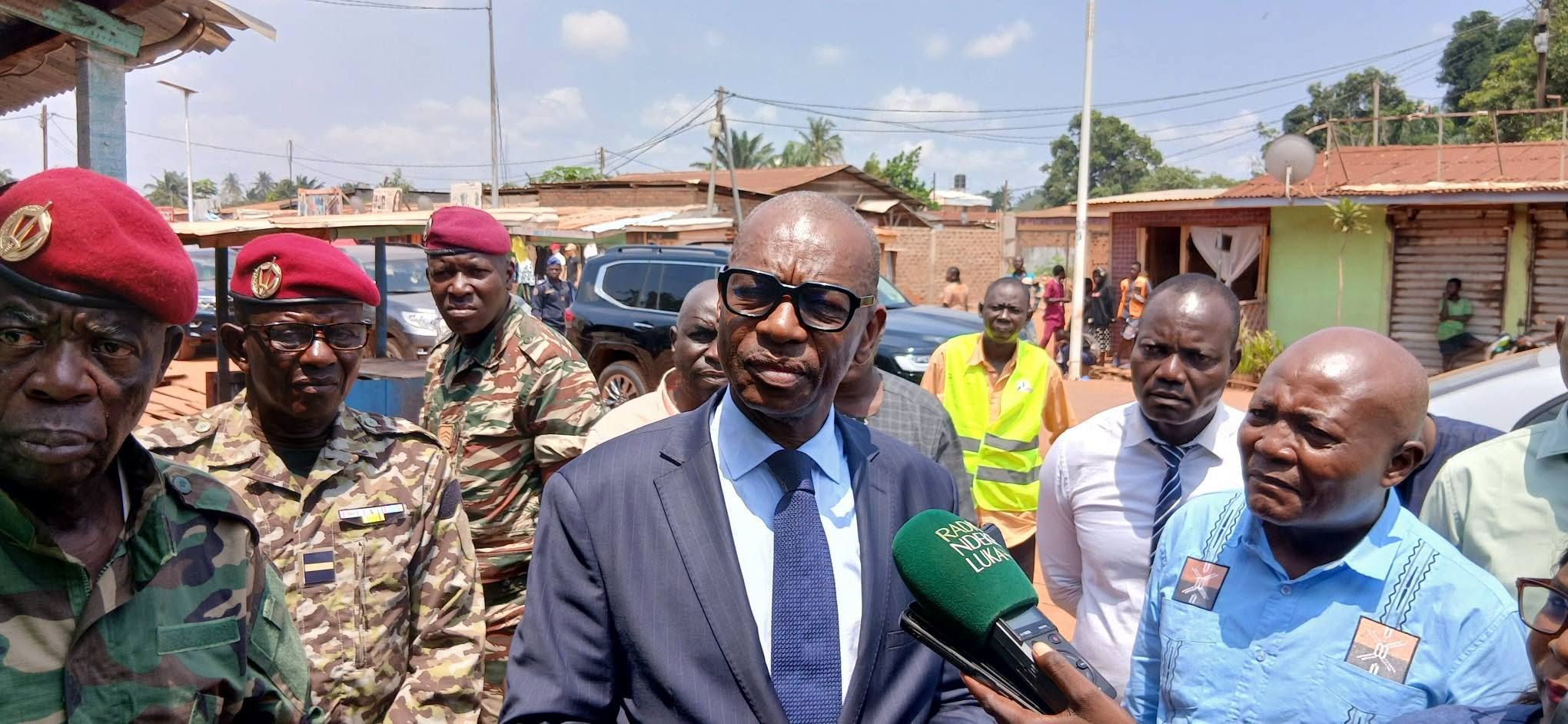 BANGUI : LE MENPT DÉMANTELE 5 FOURNISSEURS D’ACCÈS À INTERNET ILLÉGAUX ET LANCE UNE TRAQUE NATIONALE.